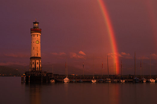 Lindau - Leuchtturm und Regenbogen