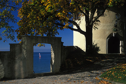 Lindau - Pulverturm im Herbst